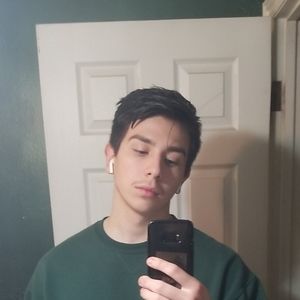 Meet your Posher, Julian